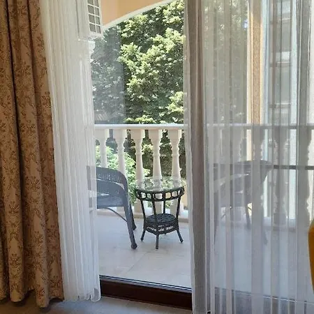 Apartment Luxury Double Bed Apartment-studio In 