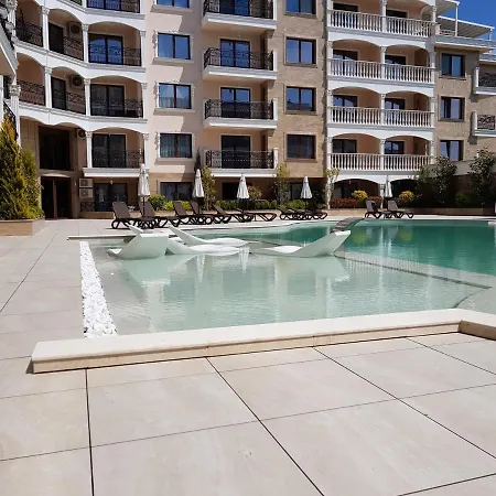 Luxury Double Bed Apartment-studio In 