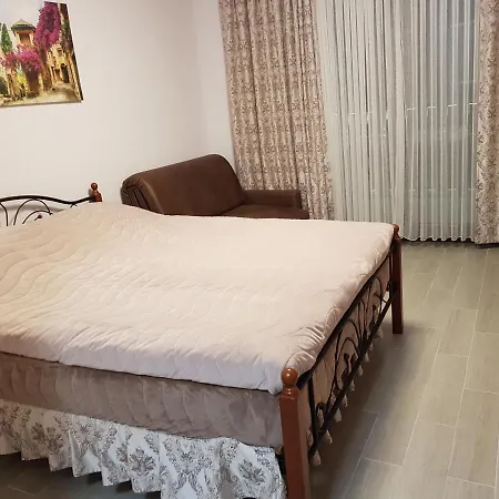 Luxury Double Bed Apartment-studio In 